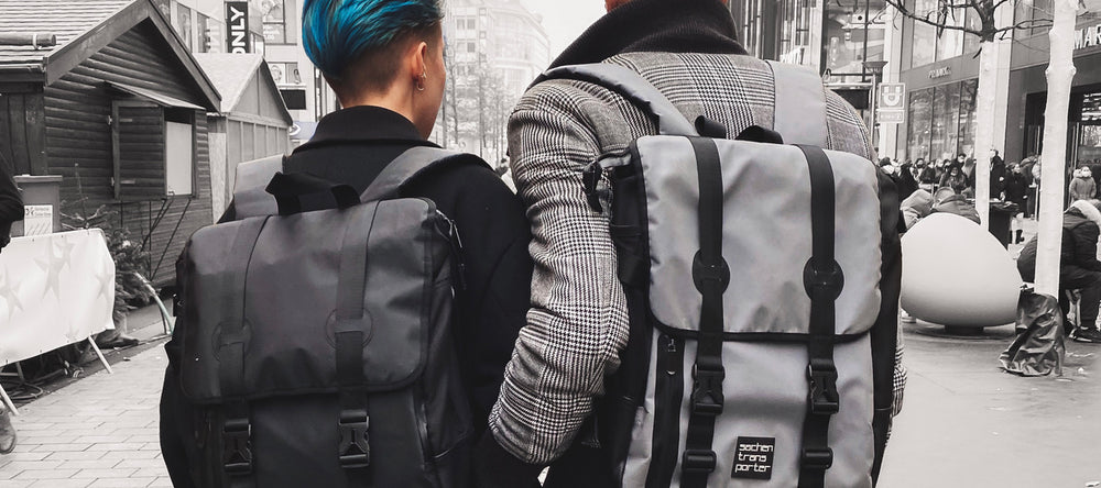 couple with backpack
